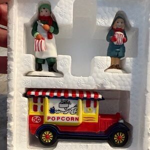Christmas in the City, “Popcorn Vendor” NIB